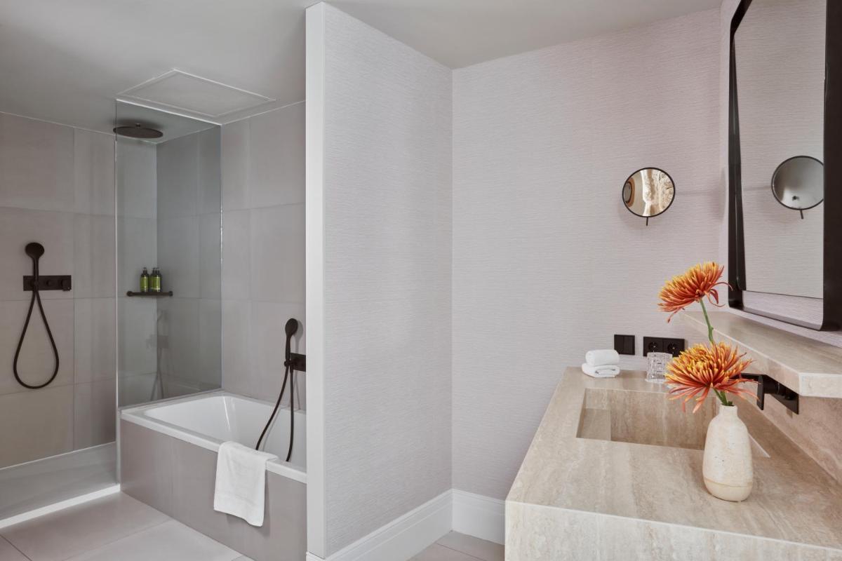 Un baño de Boutique Hotel Posada Terra Santa
