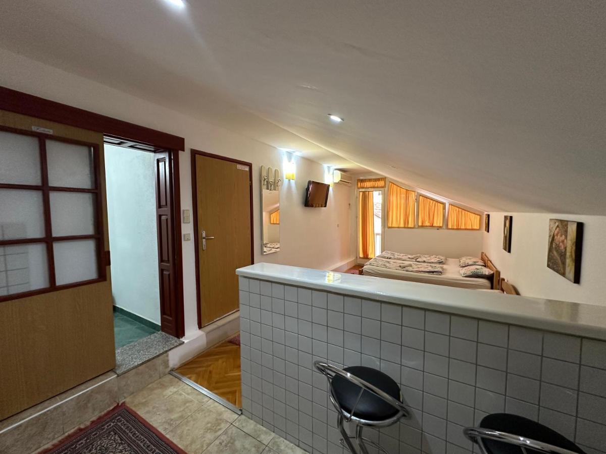 Villa Anja - Housity