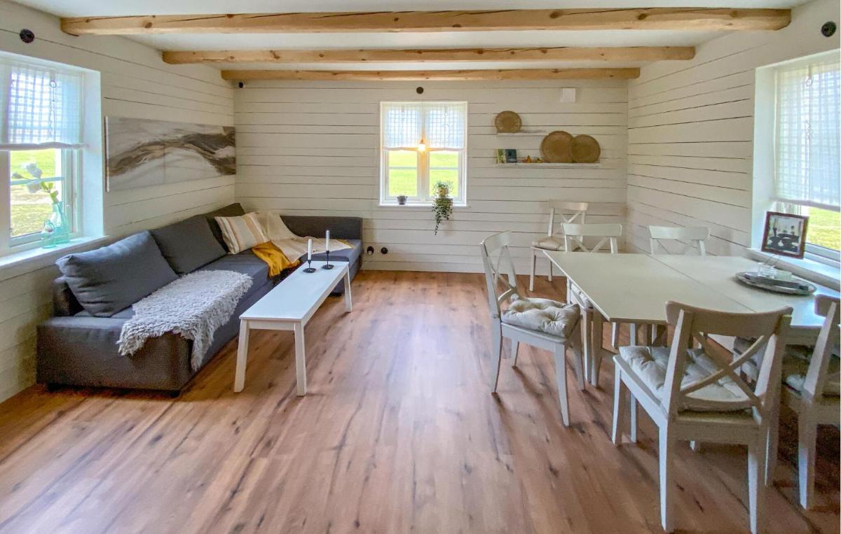 Awesome Home In Habo With Wifi - Housity