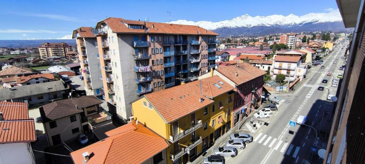 Sky Top Apartment Biella Gaglianico - Housity
