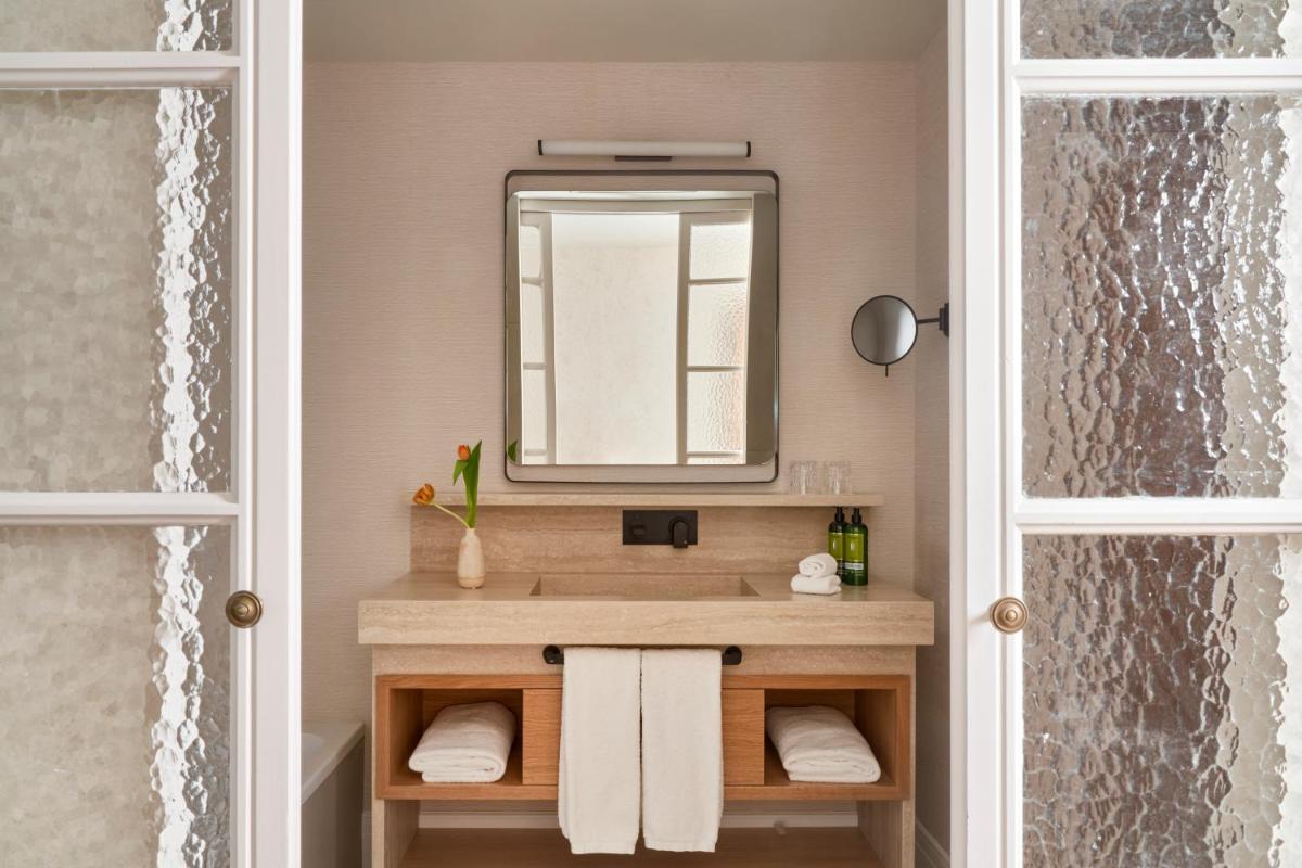 Un baño de Boutique Hotel Posada Terra Santa