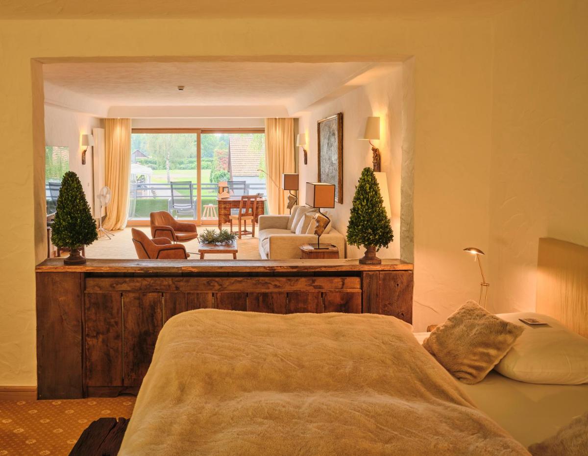 Ein Bett oder Betten in einem Zimmer der Unterkunft BLEICHE RESORT & SPA