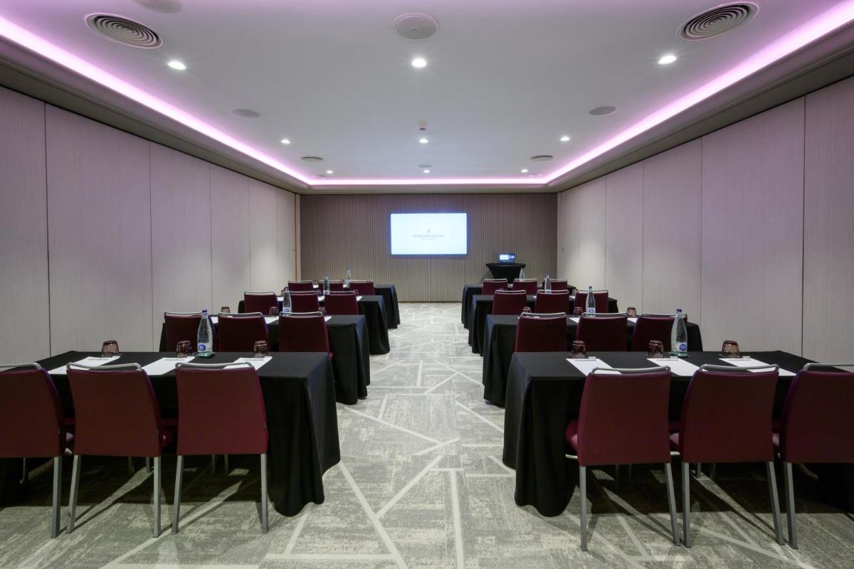 Zona business o sala de conferencias en InterContinental Barcelona by IHG
