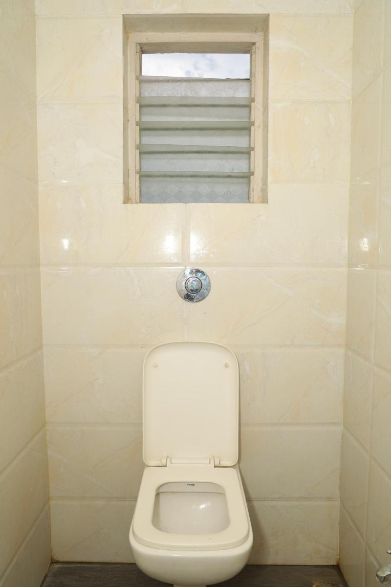 Hotel Shri Sai Hira - Housity