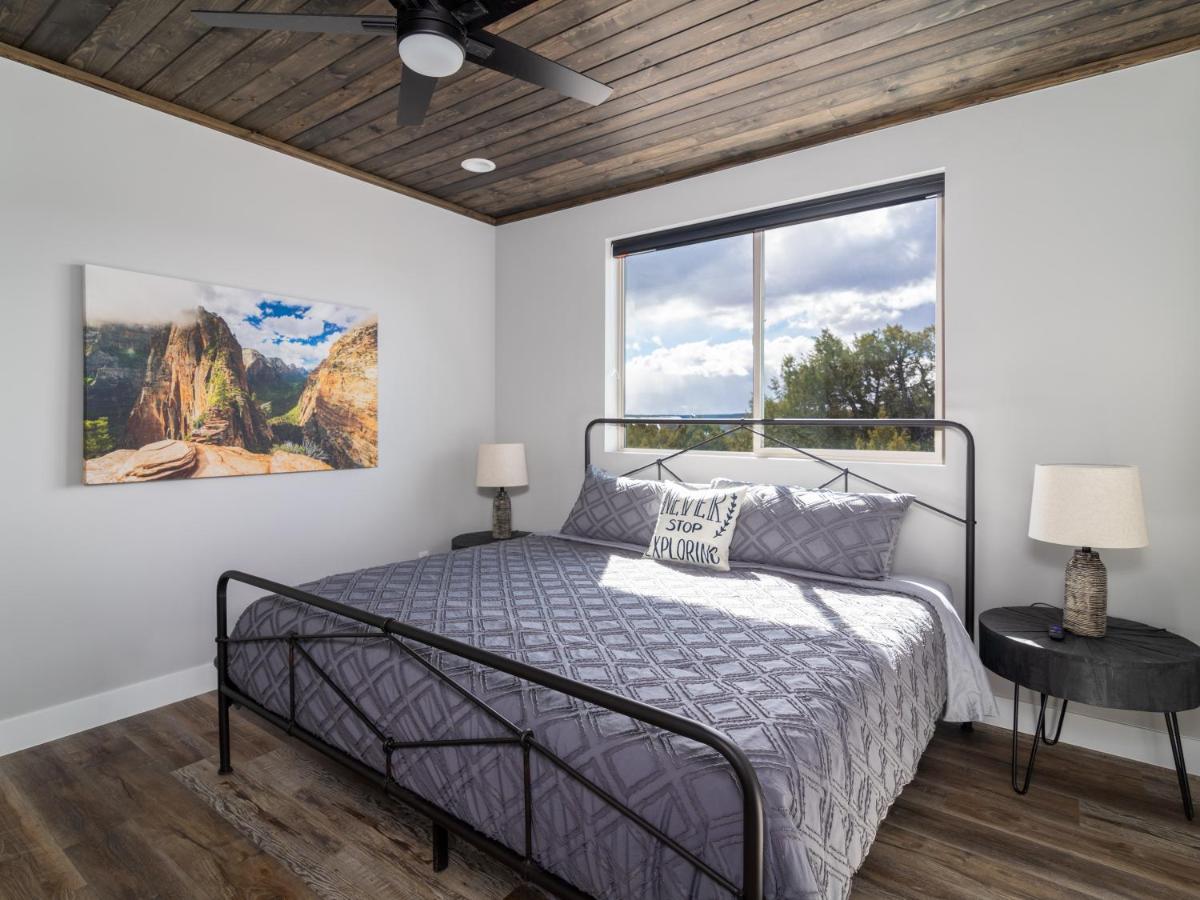 Deer Ridge Casita: Private Retreat Hot Tub & Views - Housity