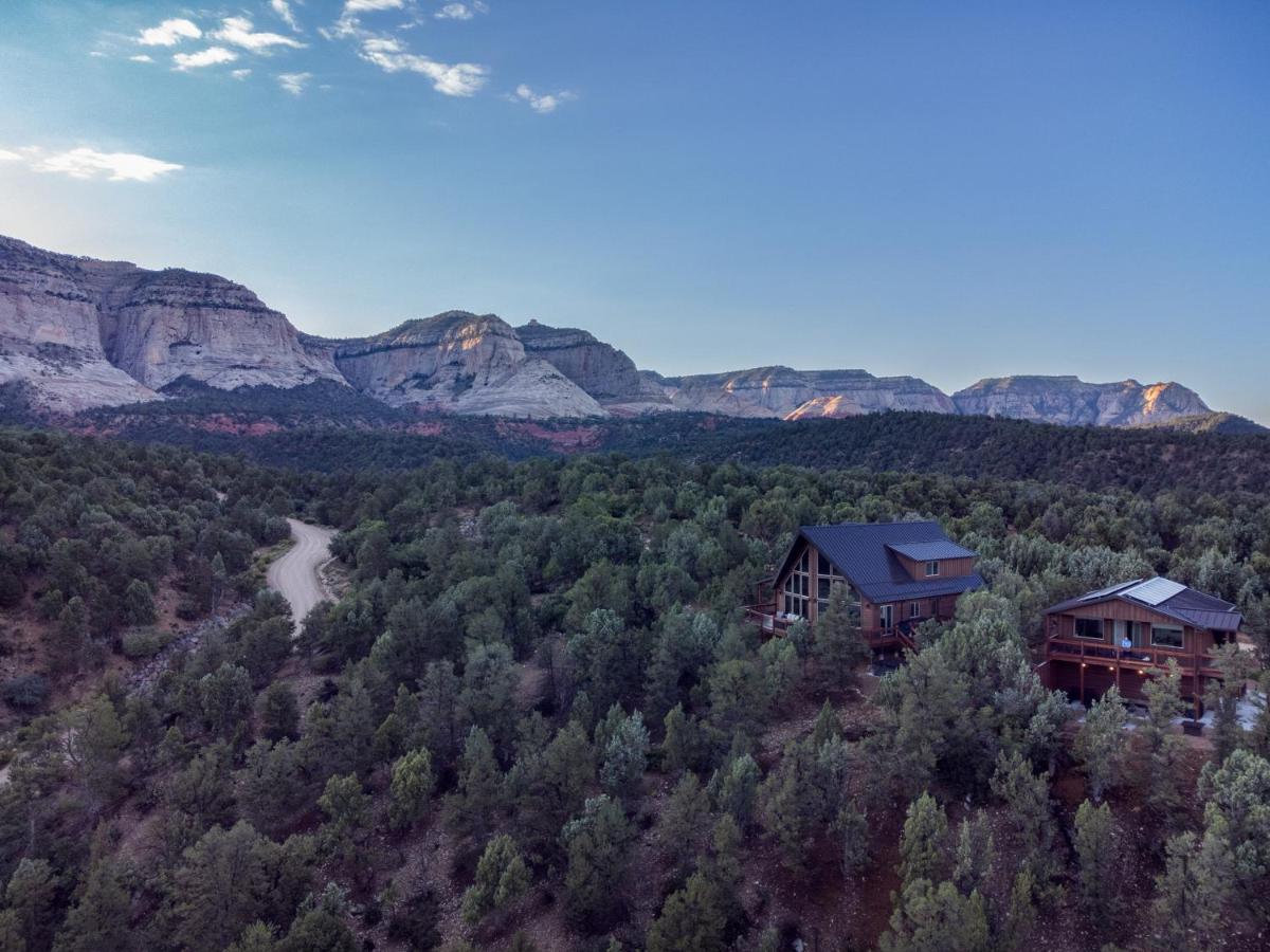 Deer Ridge Casita: Private Retreat Hot Tub & Views - Housity
