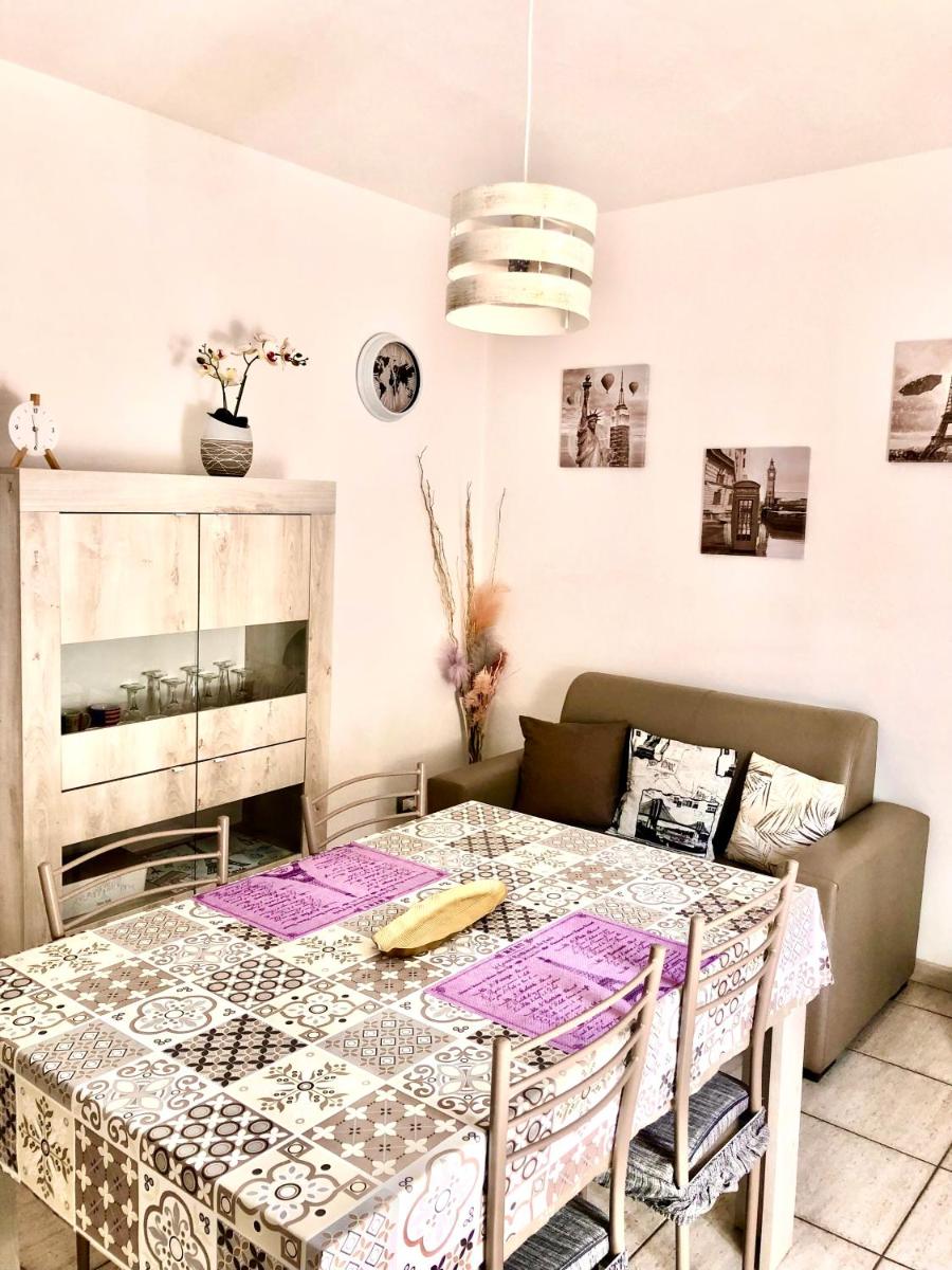 La Maison de Famille Appartamento Indipendente con Cucina e Lavatrice - Housity