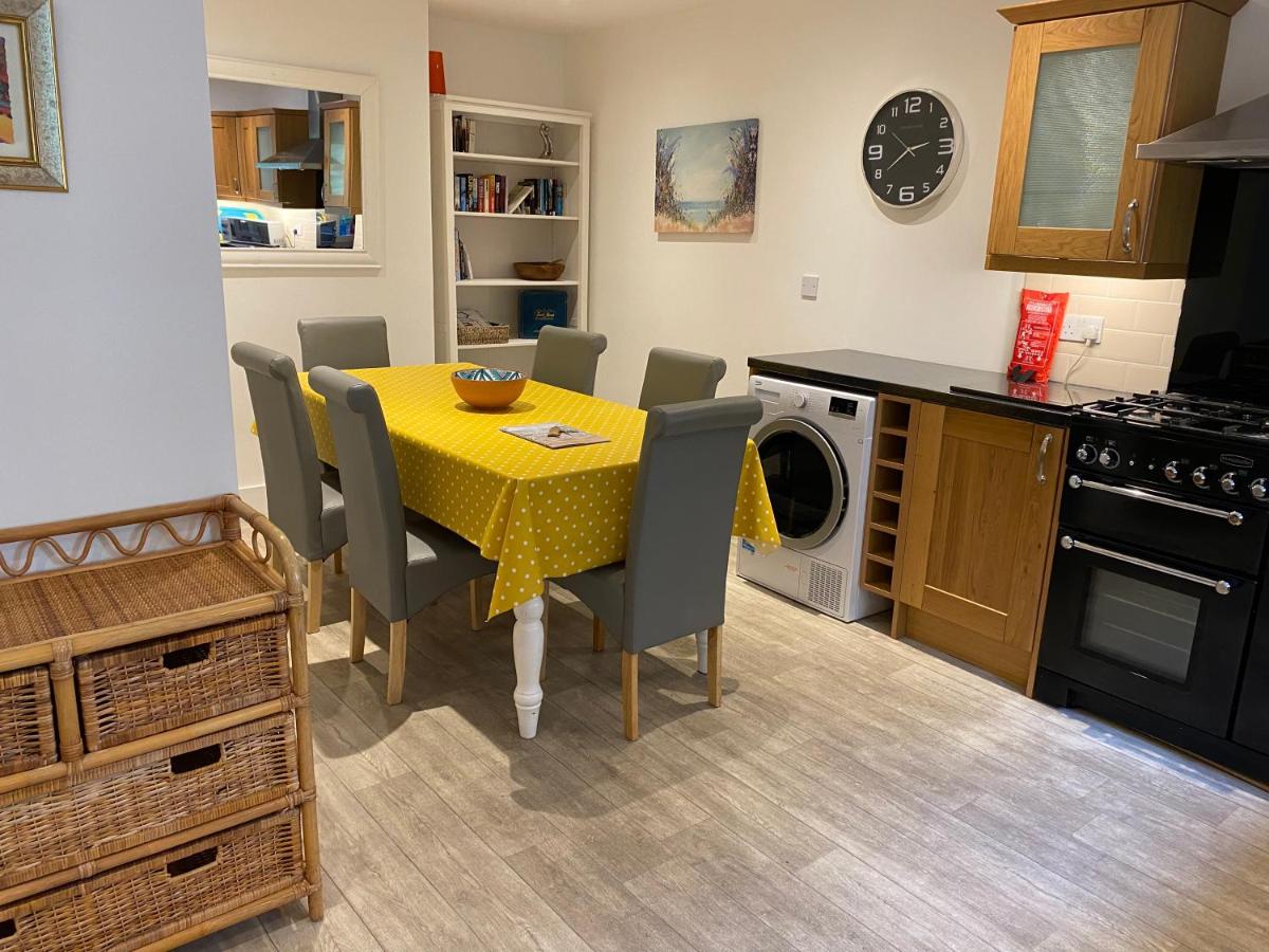 Linton Luxury Holiday Home - Housity