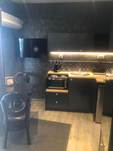 MARGARITA'S SUITES - Housity