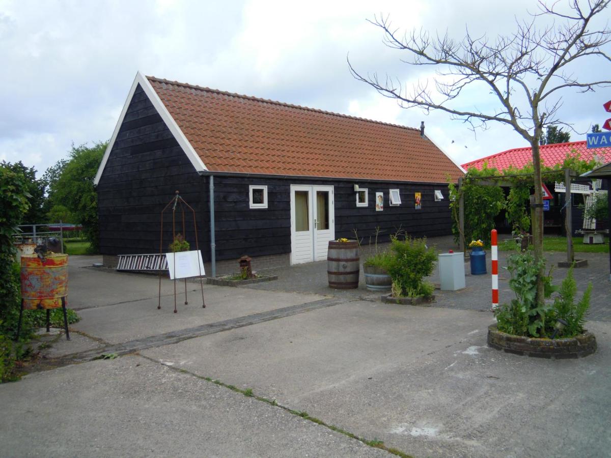 The Bee - Trekkershuts & Apartment - Housity