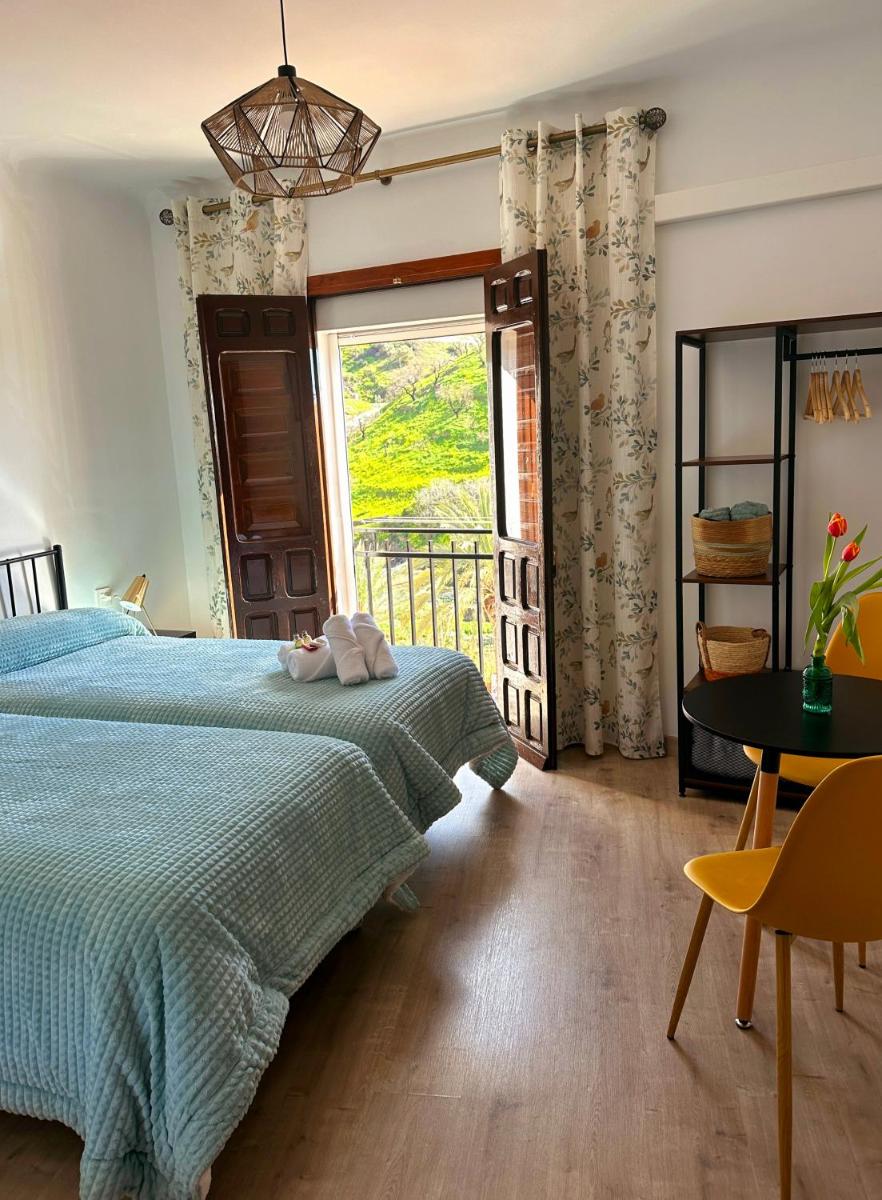 La Viajera - Housity