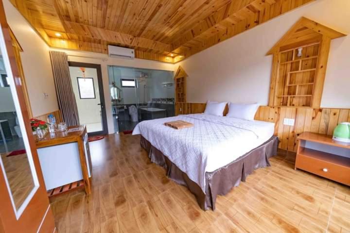 Restful River Bungalow - Housity