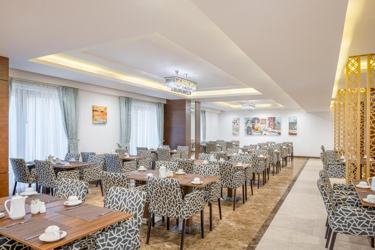 Blue Coral Hotel - Hizvo