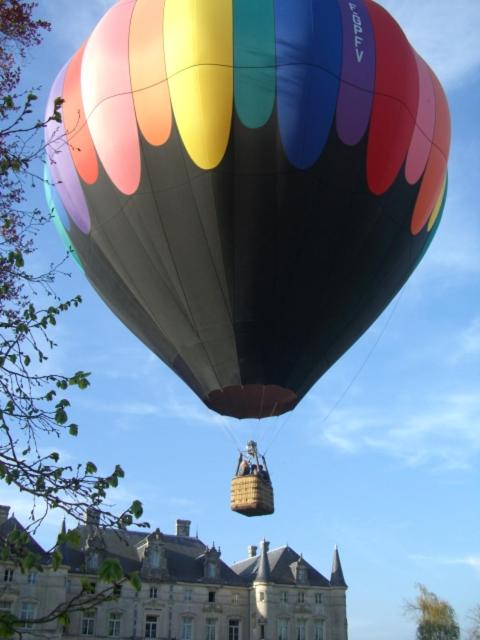Photo de la galerie de l'établissement Château des Monthairons Hôtel Restaurant GastroMaison Spa privatif, à Les Monthairons
