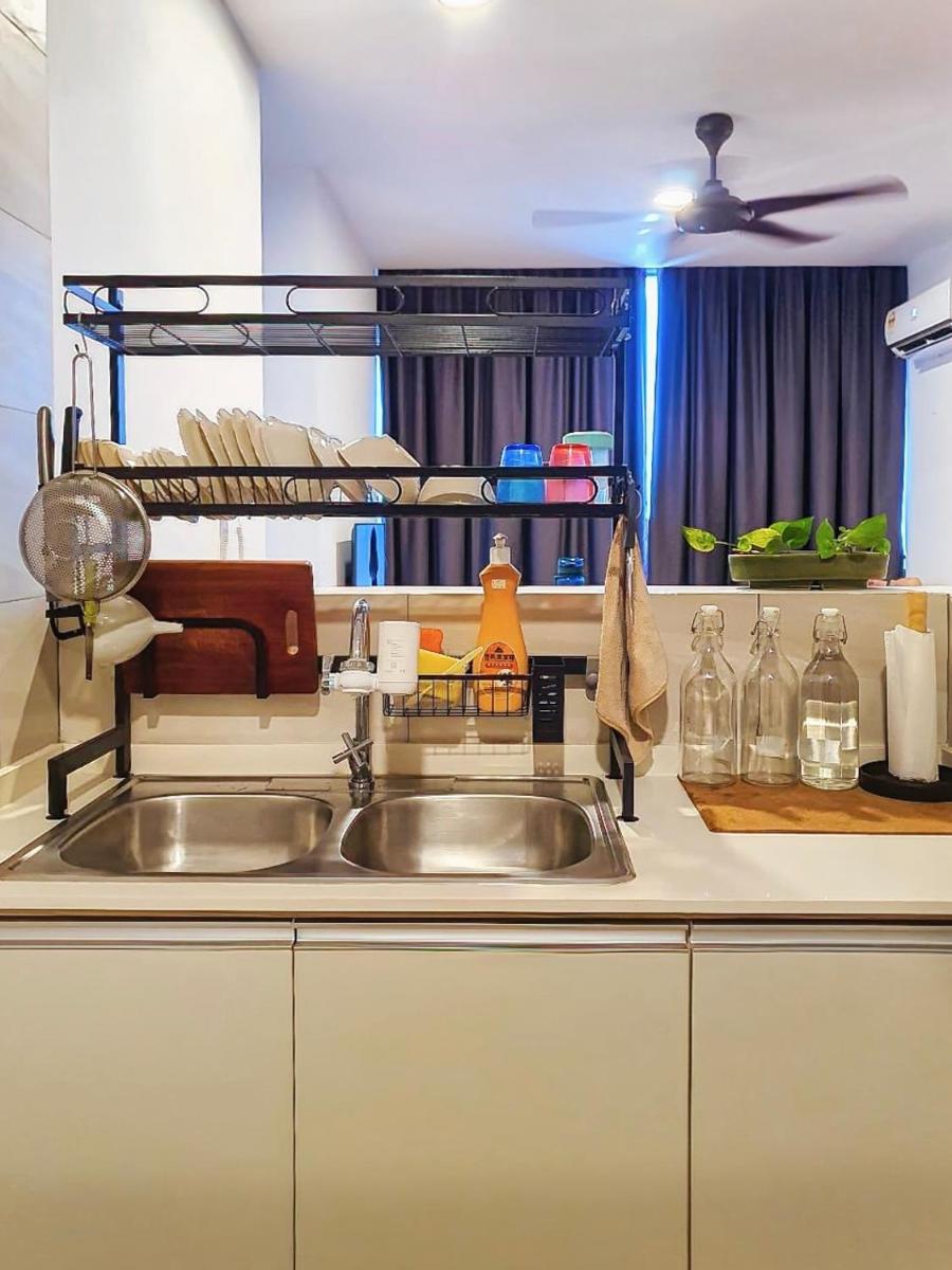 Suitetrails - Hann's Residence Homestay City View 2R2B