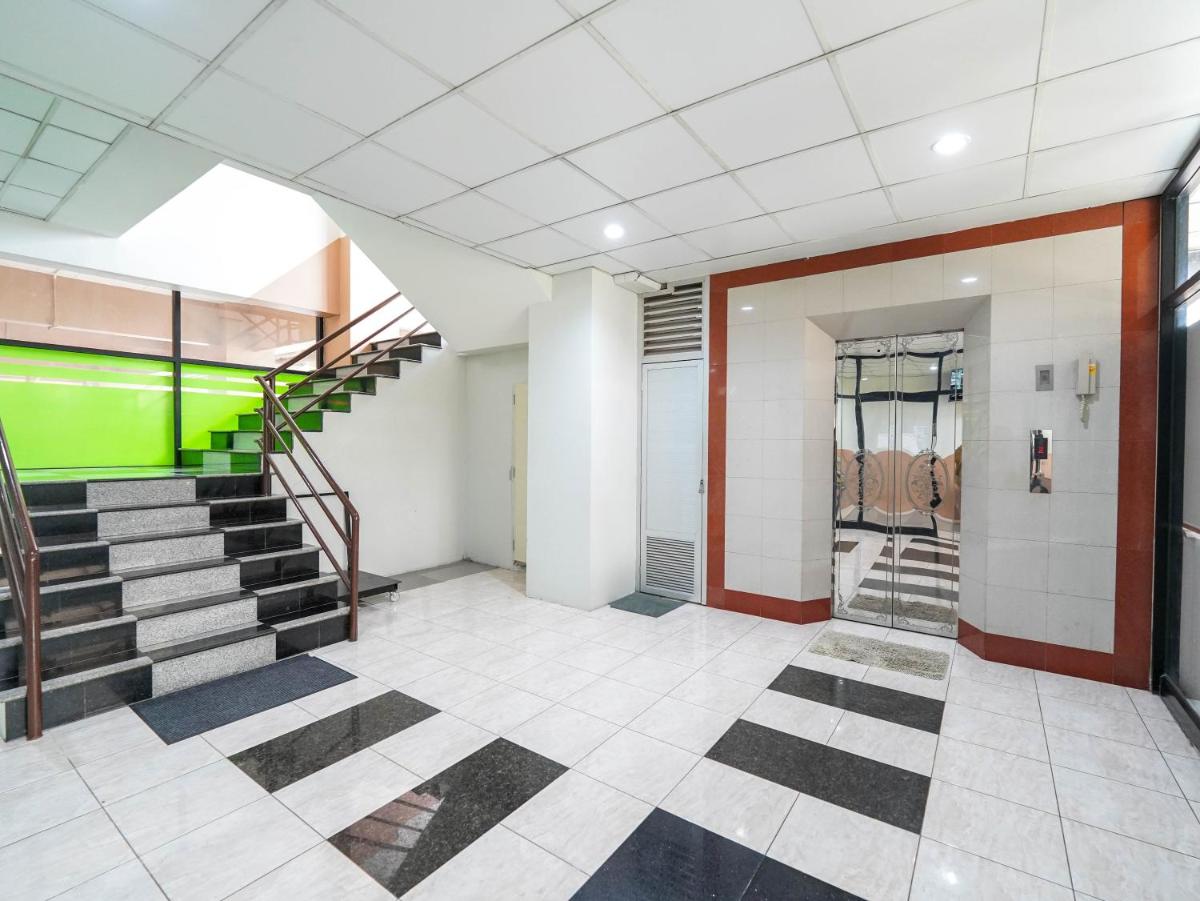 RoomQuest SPS Hotel and Residence - Housity