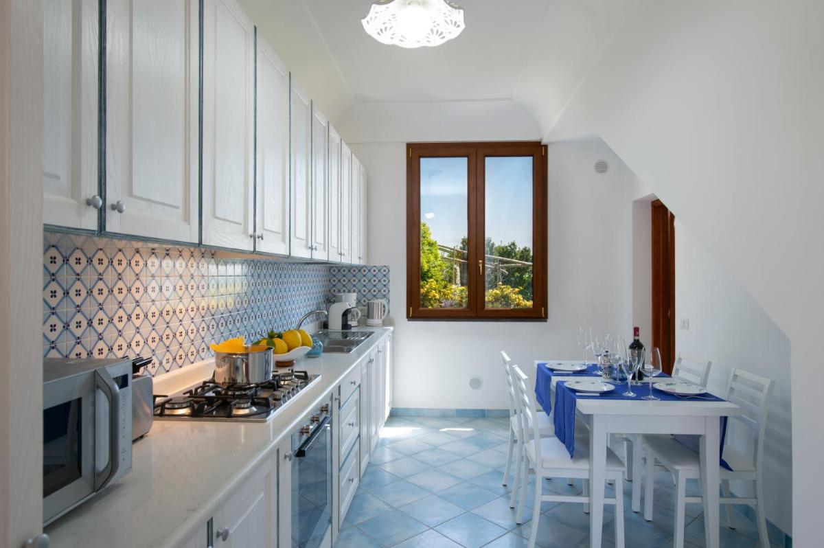 CASA OLGA, UN AFFACCIO SUL MARE !! - Housity