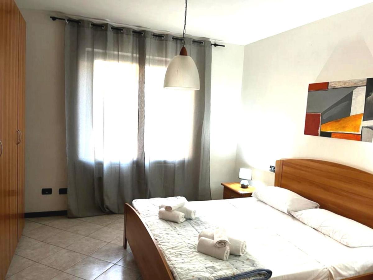 DesenzanoLoft Yellow Apartment - Housity