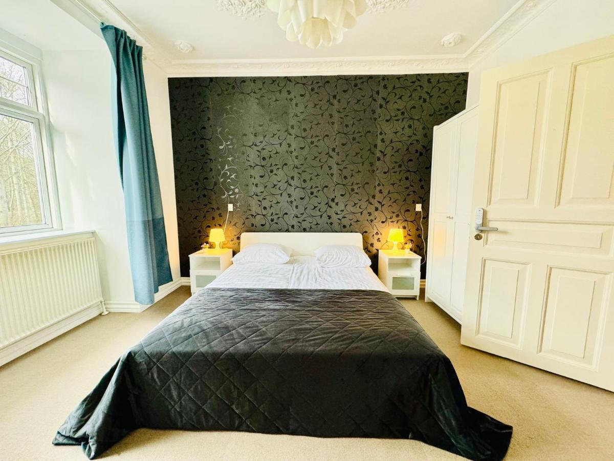 aday - Villa Firenze - 2 Bedrooms Bright Apartment - Housity