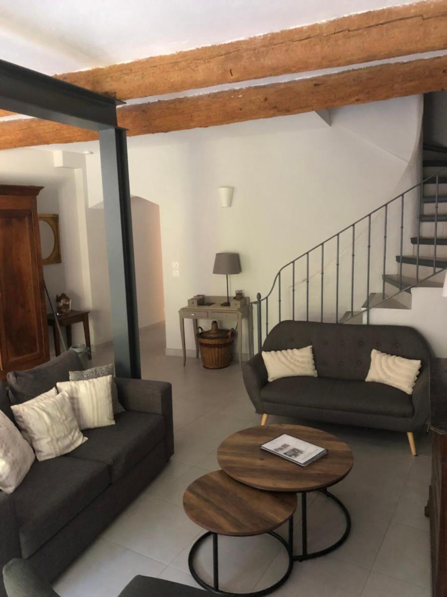 Chez Dame Paulette - Housity