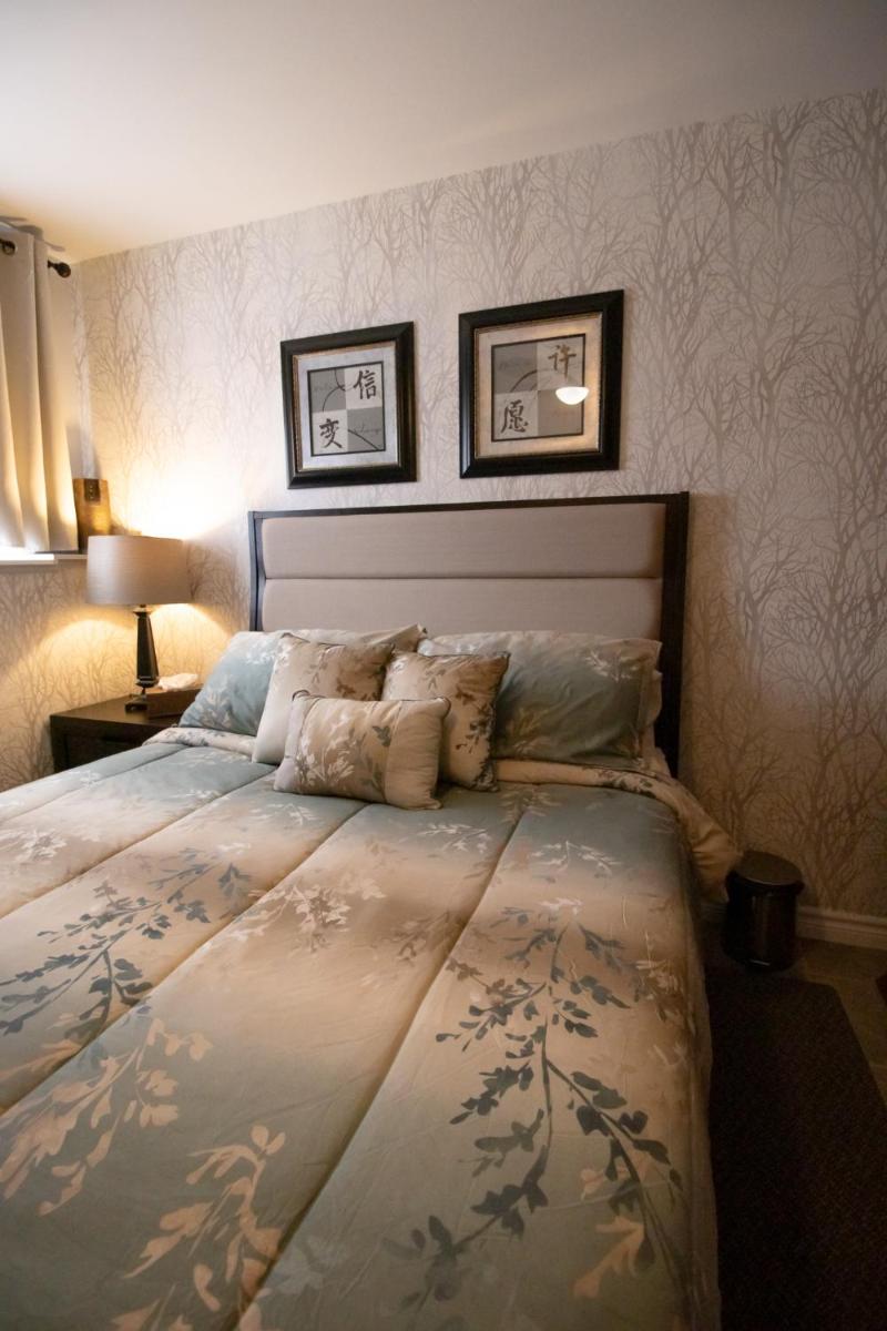 MonJardin Bed and Breakfast - Housity