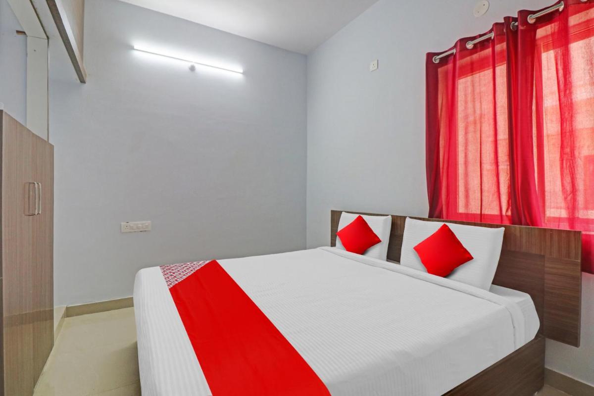 OYO Flagship 81320 Hotel Dcresent - Housity