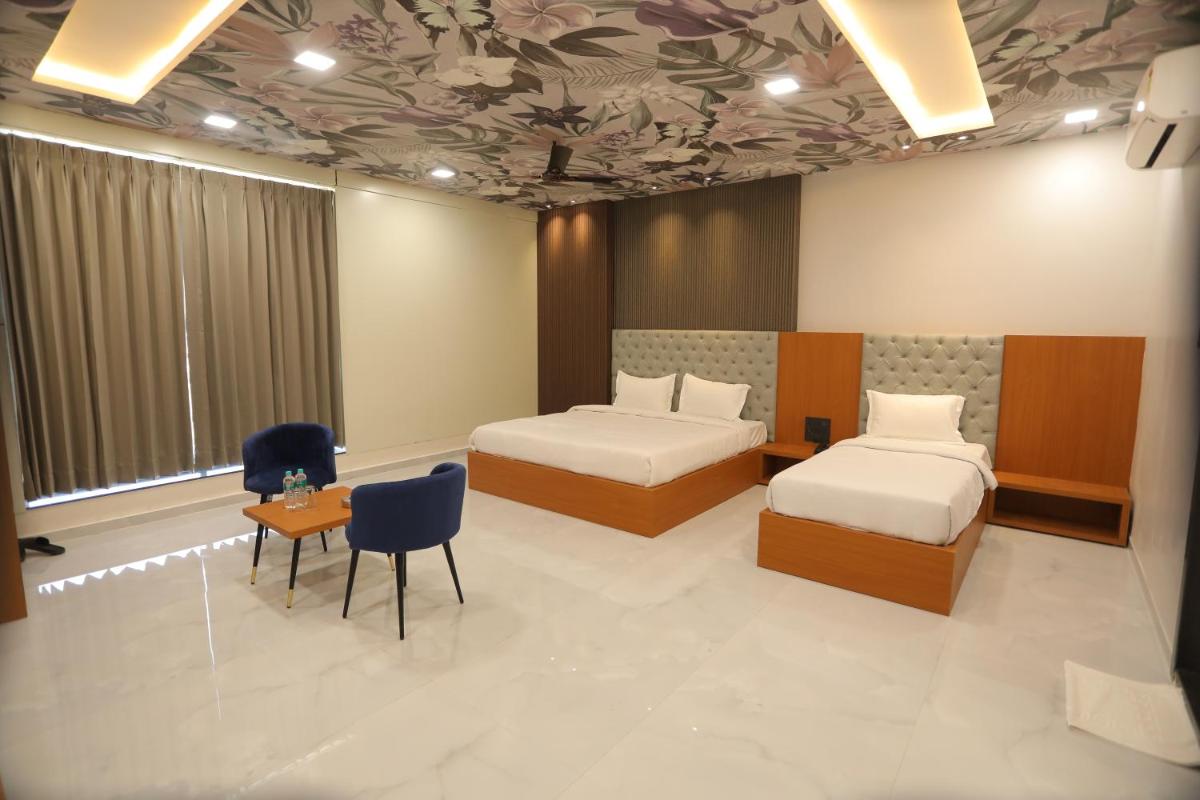 Hotel Pride Of Chittor - Housity