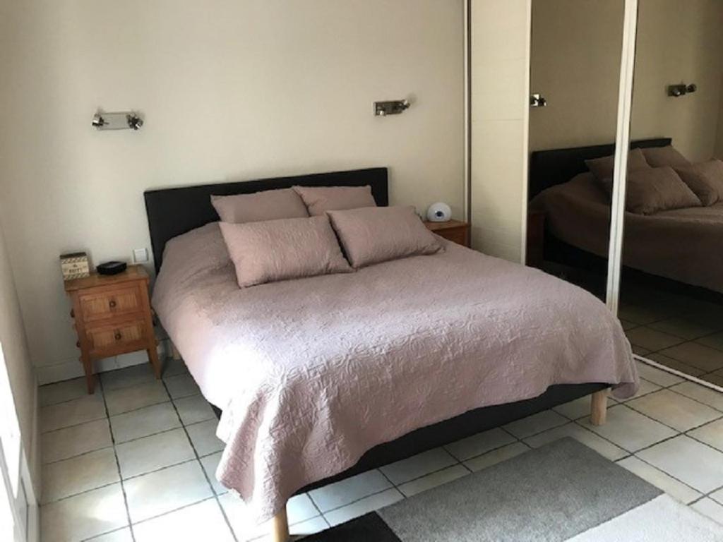 Charmante Maison, Piscine à 5 min de l'océan, 10 min de La Rochelle / île de Ré - Housity