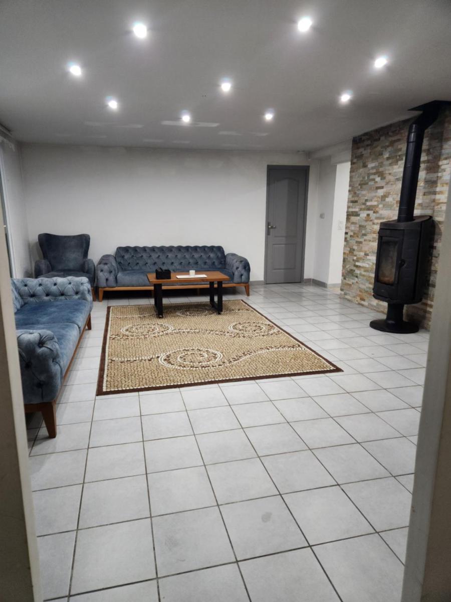 Villa Avignon- Montfavet en périphérique du centre ville d'Avignon WIFI avec grand parking - Hizvo