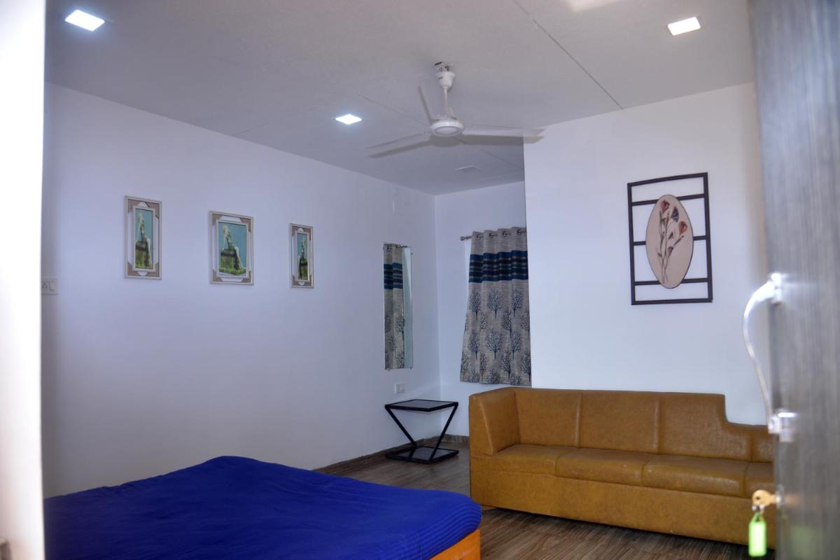 DHANLAKSHMI ORCHARD RESORT - Housity