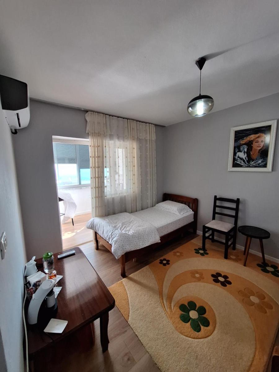 Ergi's Bed & Breakfast - Housity