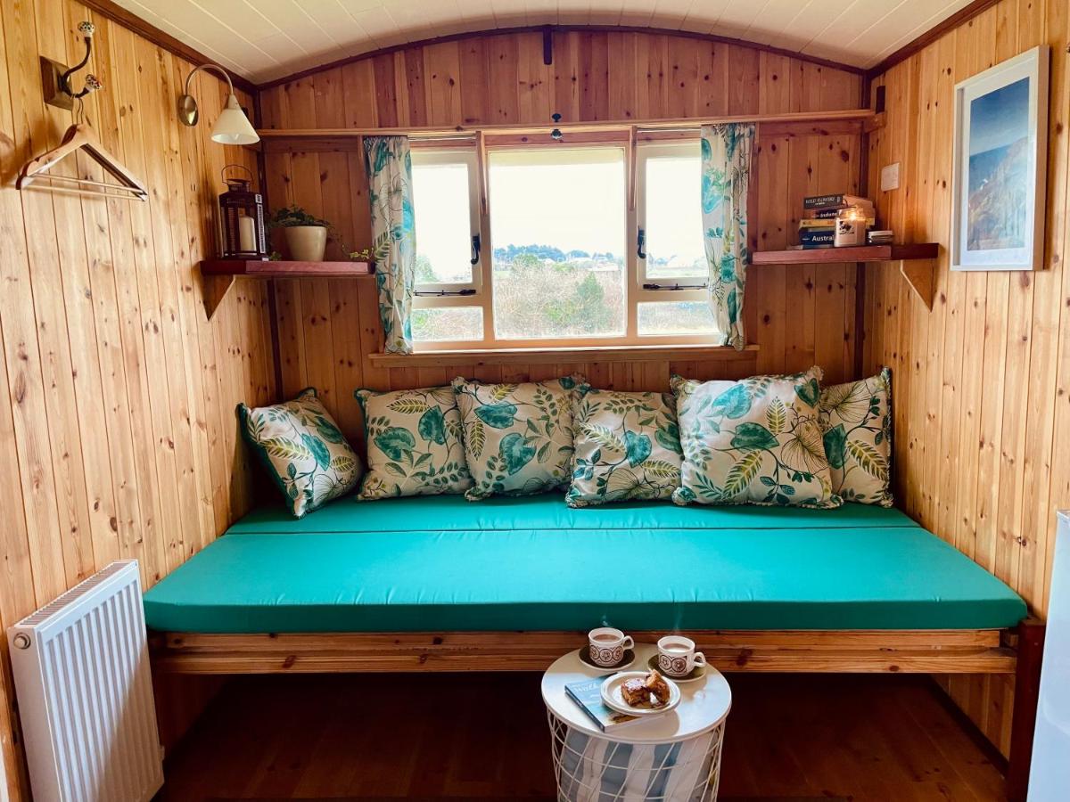 Miners_meadow self contained Shepherds hut - Housity
