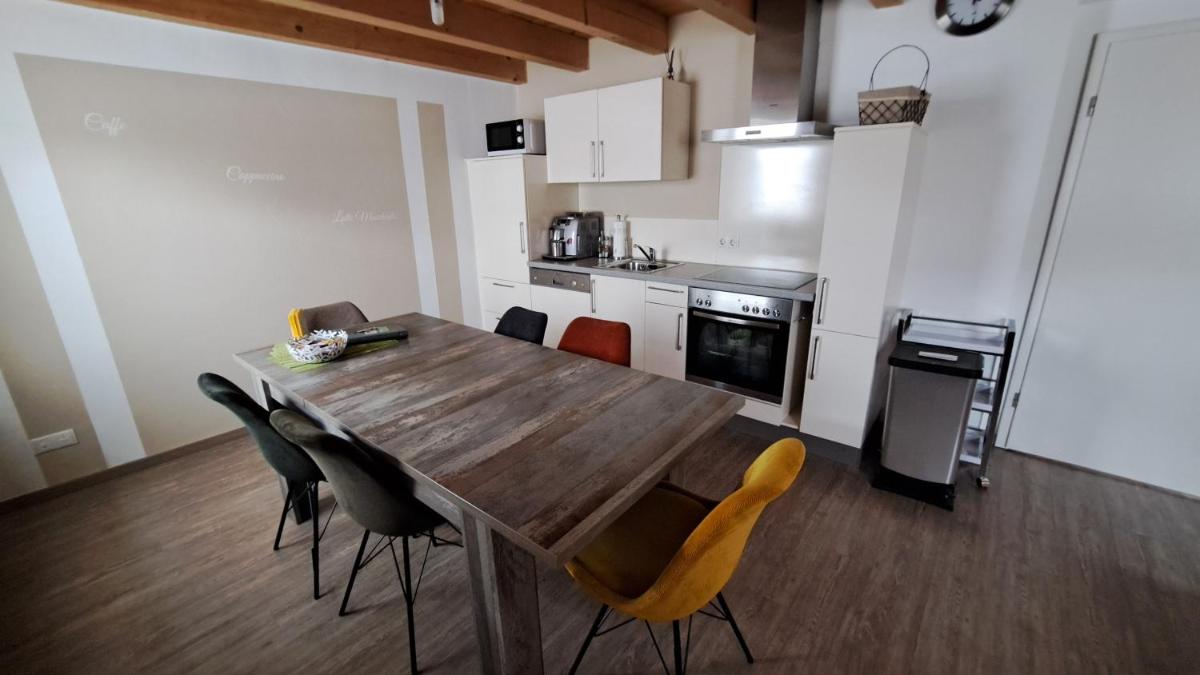 Ferienwohnung PUNKT, 5 Gehminuten vom Europa-Park - Housity