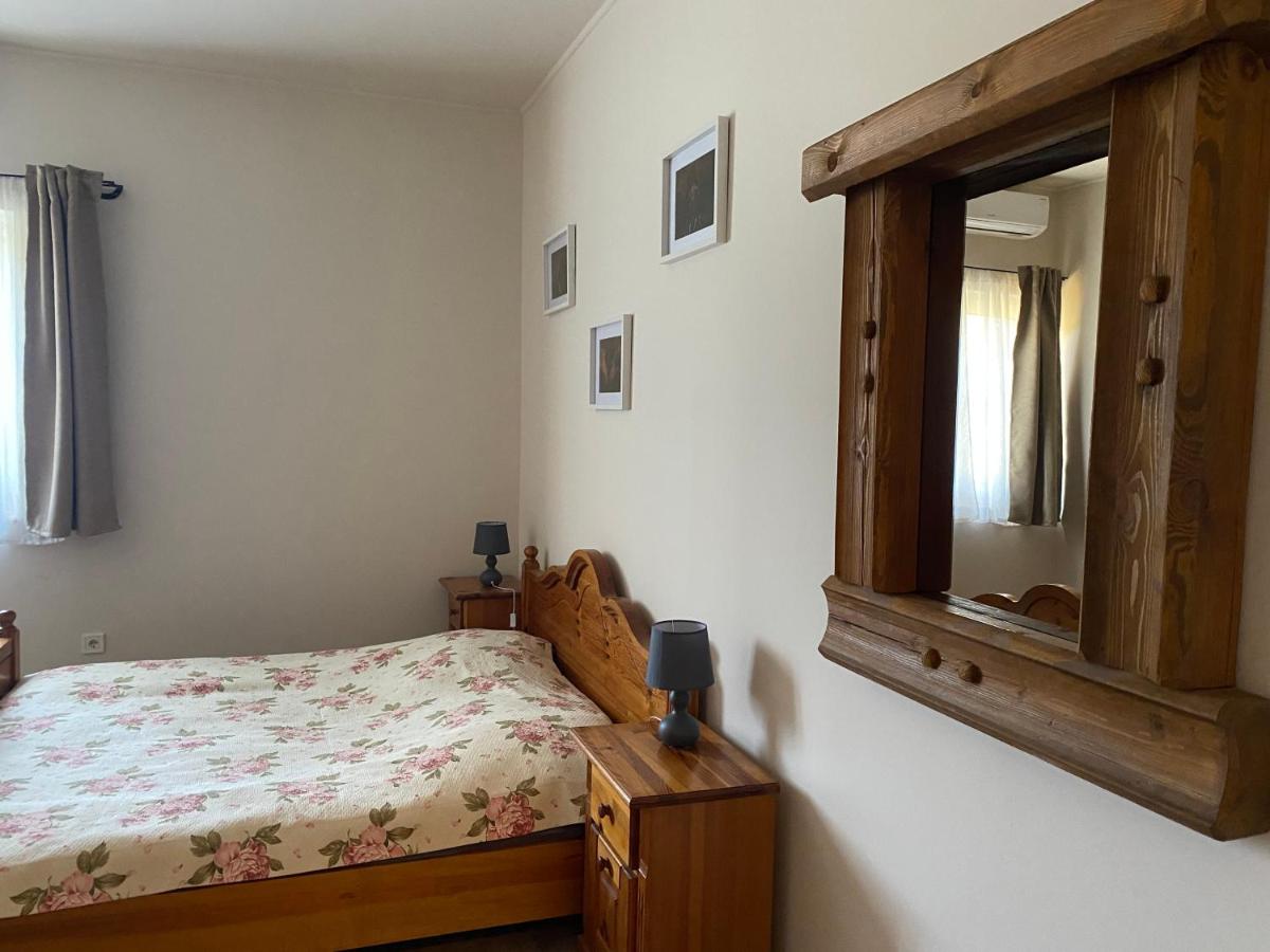 Tündér Pension - Housity