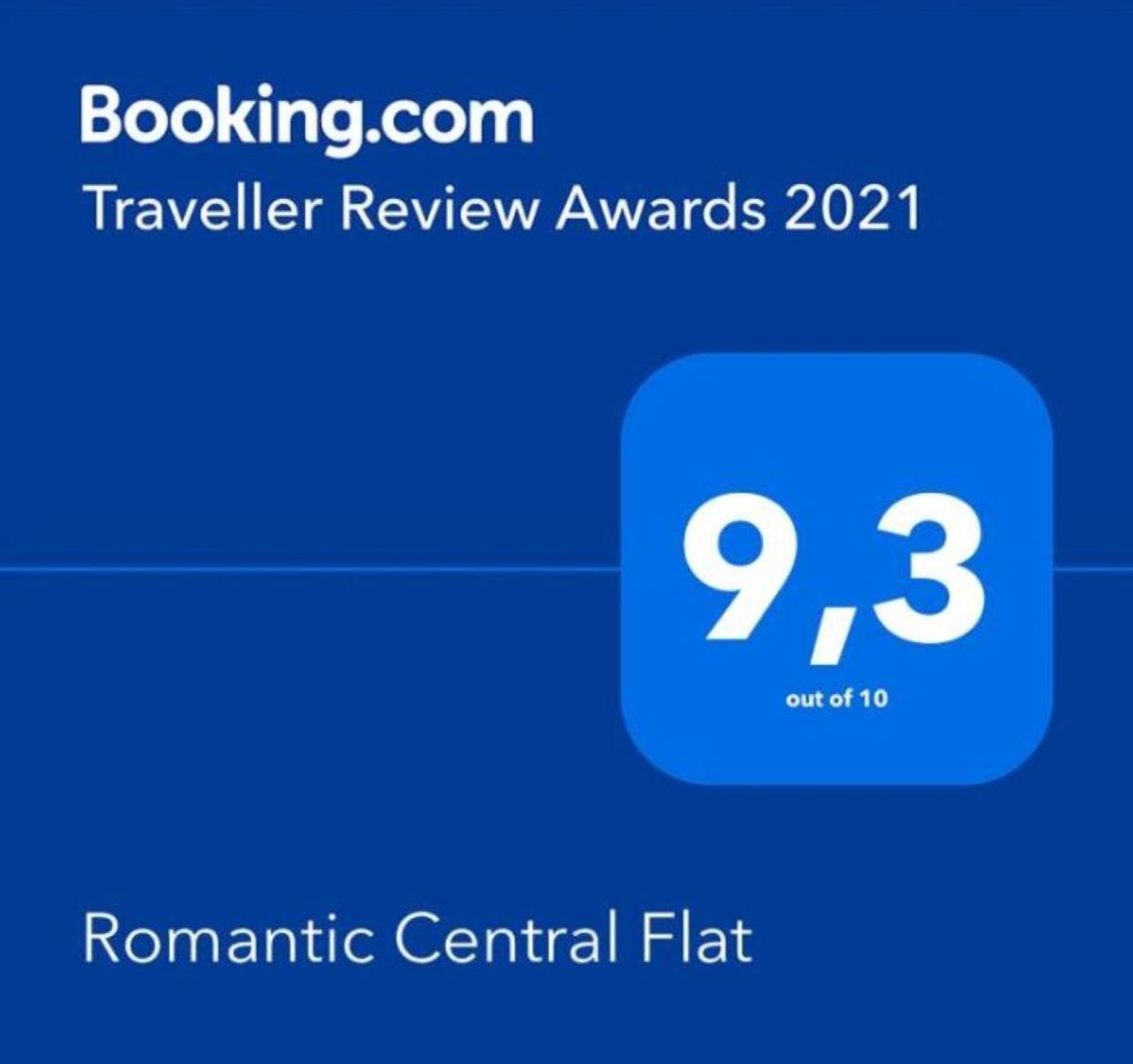 Romantic Central Flat - Housity