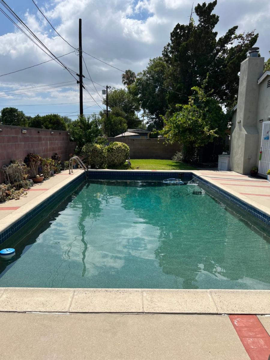 Luxury Oasis Home w/Pool Near CSUN-6 Guests - Housity
