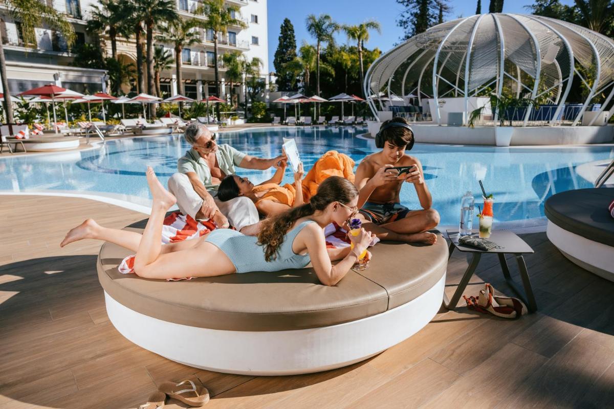 Clientes alojados en Hard Rock Hotel Marbella - Puerto Banús
