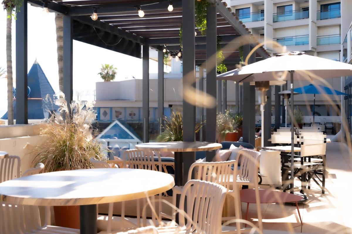Restaurant ou autre lieu de restauration dans l'établissement Hôtel Mar I Cel & Spa
