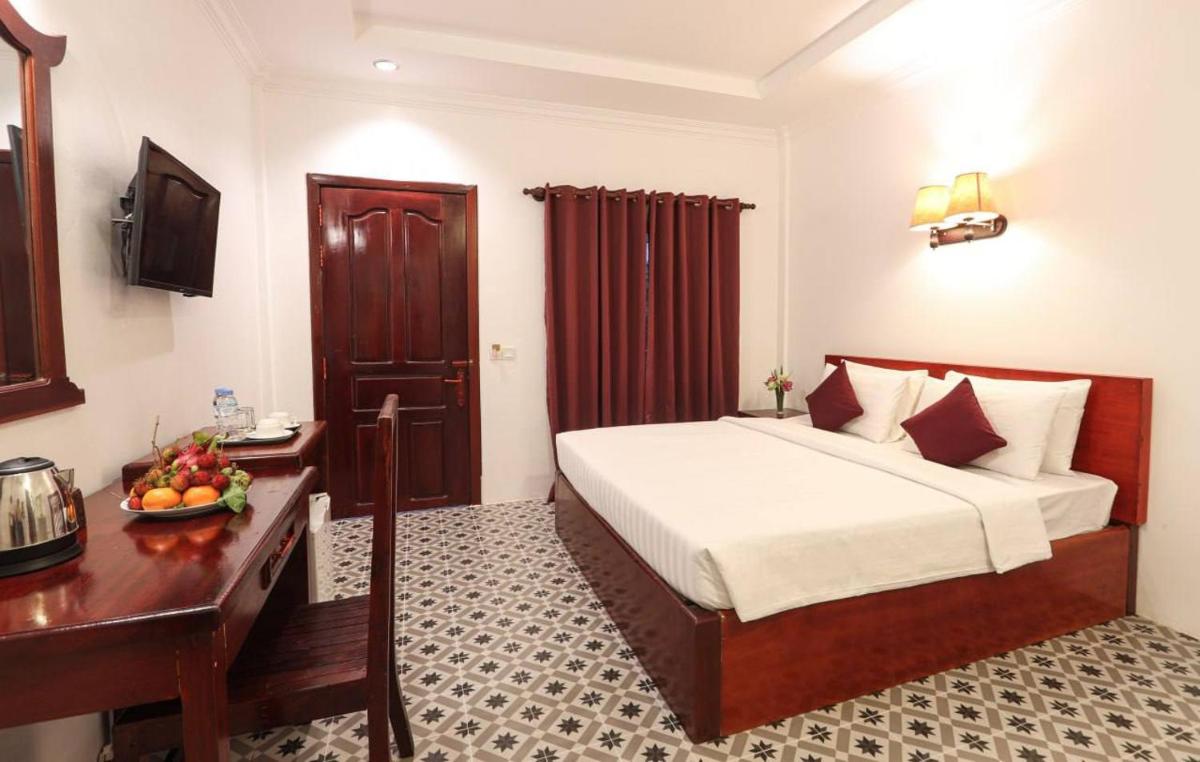 Lucky Garden Boutique - Housity
