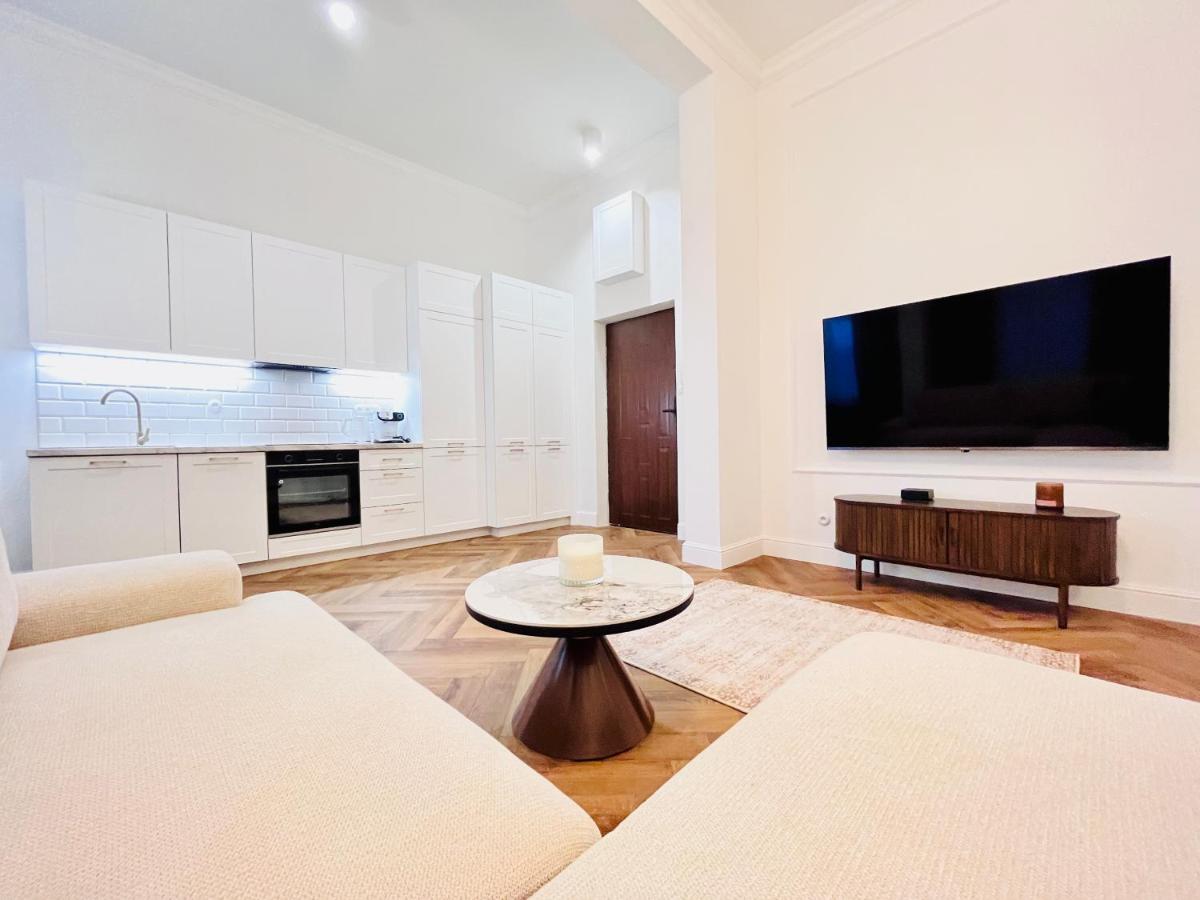 Apartamenty Lubin - Noclegi Lubin - Housity