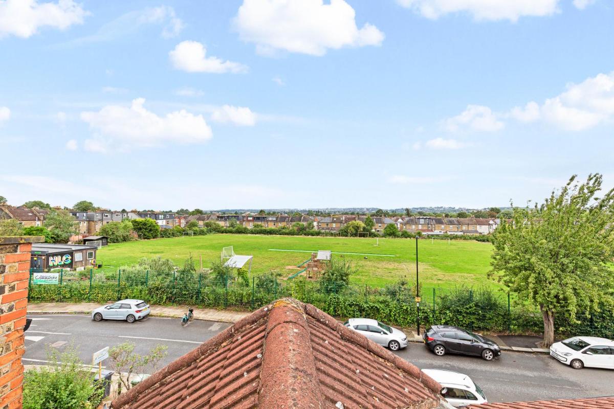 Room with a view Catford, homestay - Housity