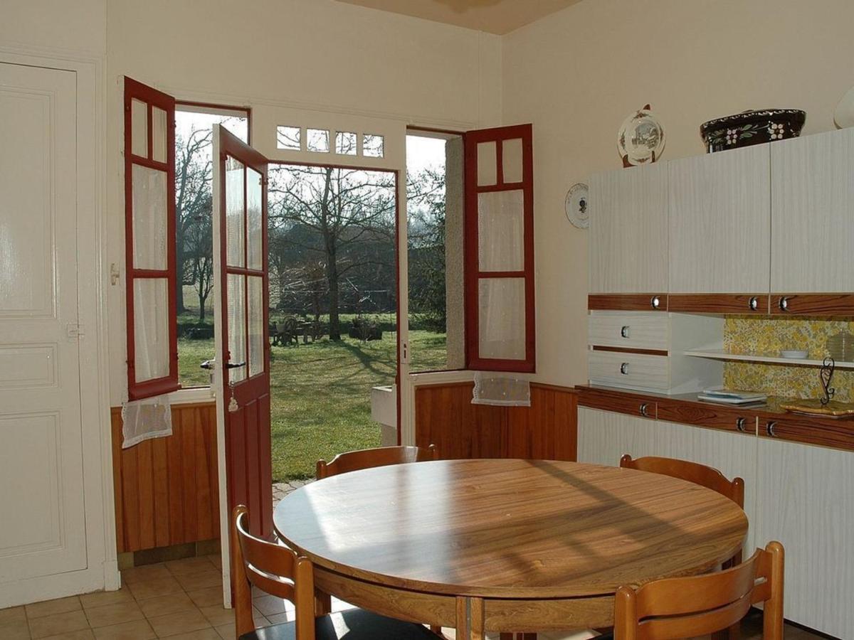 Ferme tranquille en Touraine avec jardin privé, proche Roche-Posay, animaux acceptés, linge inclus - FR-1-381-13 - Housity
