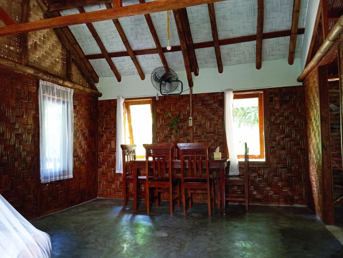 Magpie homestay & jungle trekking - Housity