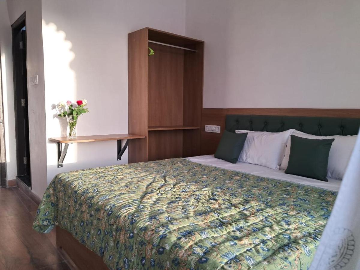 Devi Villa - Housity