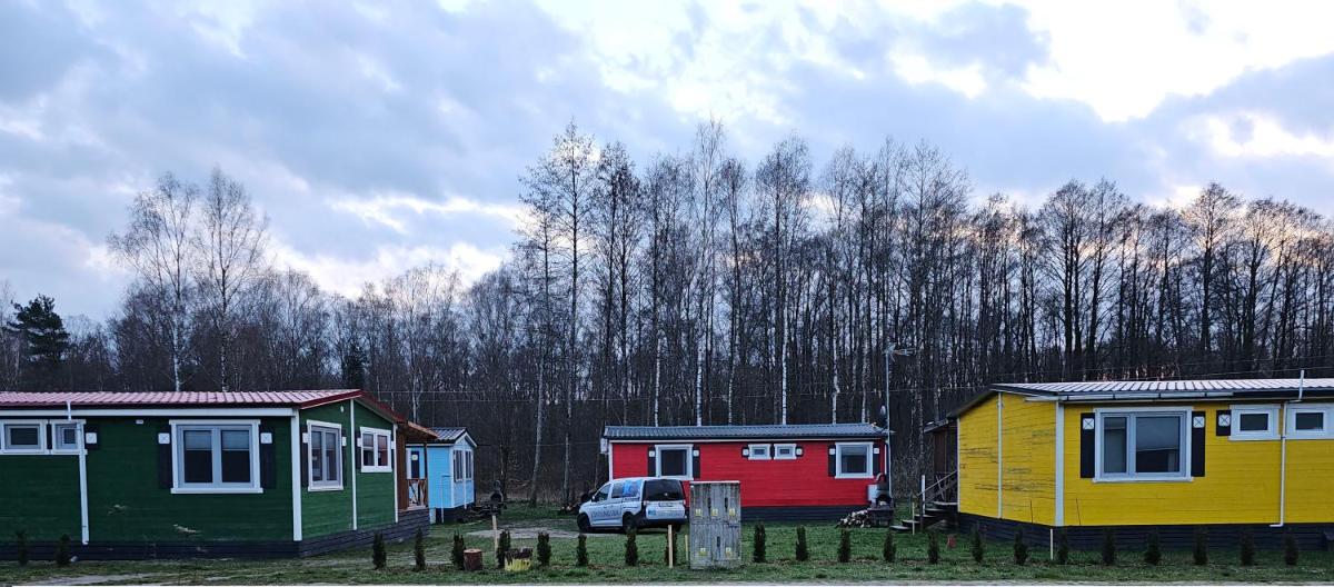 Domek letniskowy - czerwony całoroczny - Housity