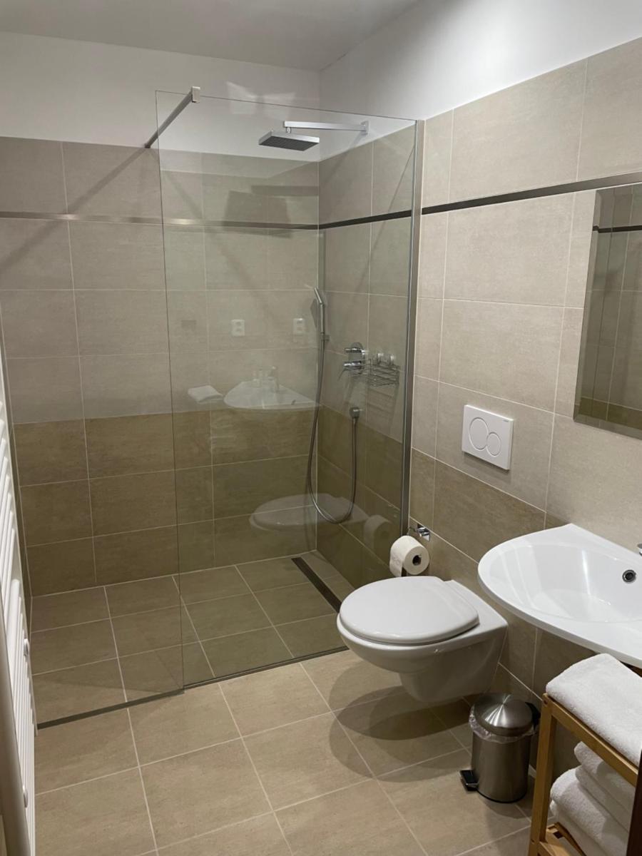Pension Grosshof - Housity