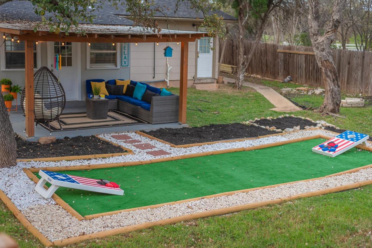 Texas Vacation Home, Game Room & Pool By Sixflags - Housity