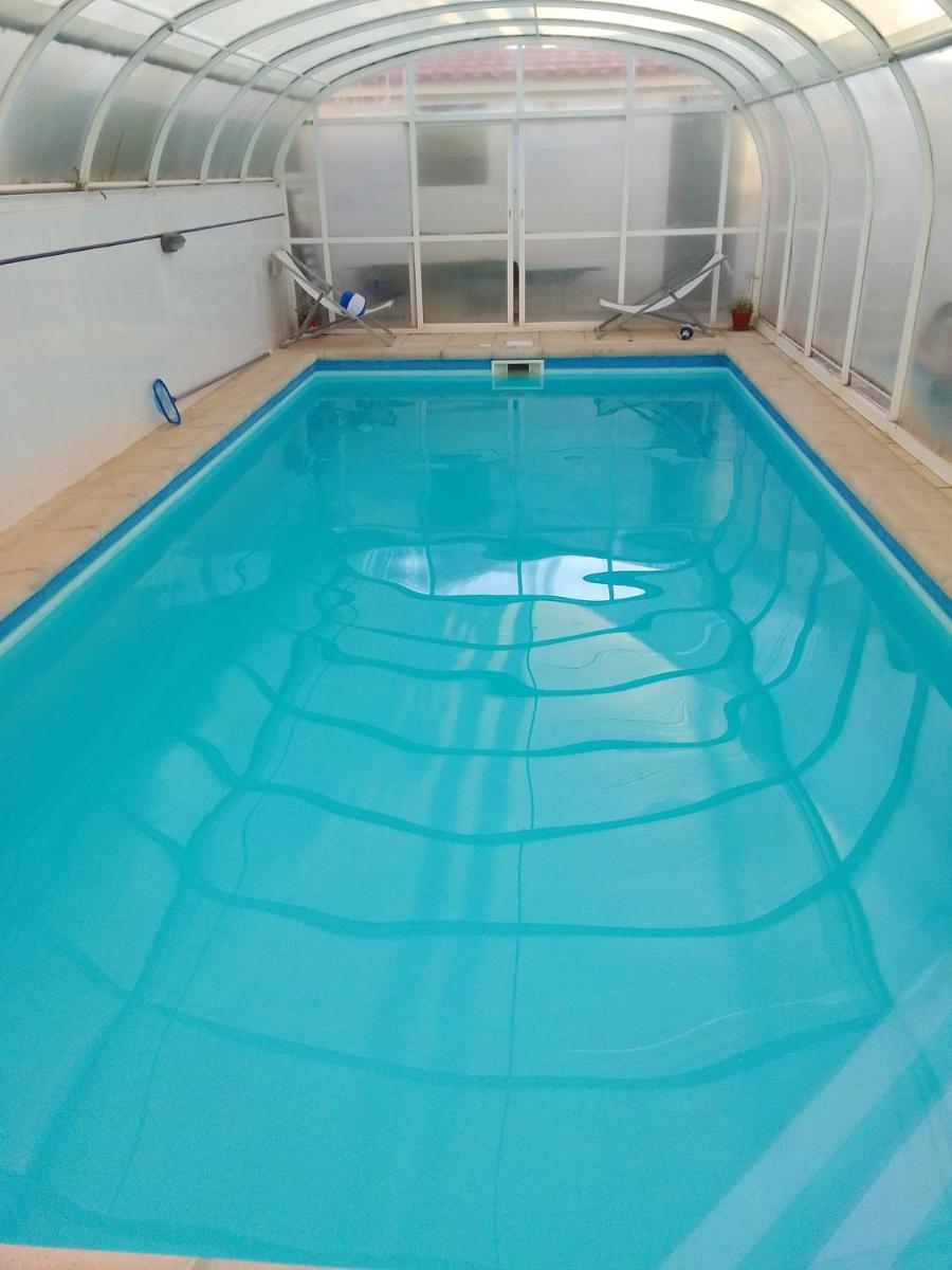 Azure Guest House - Housity
