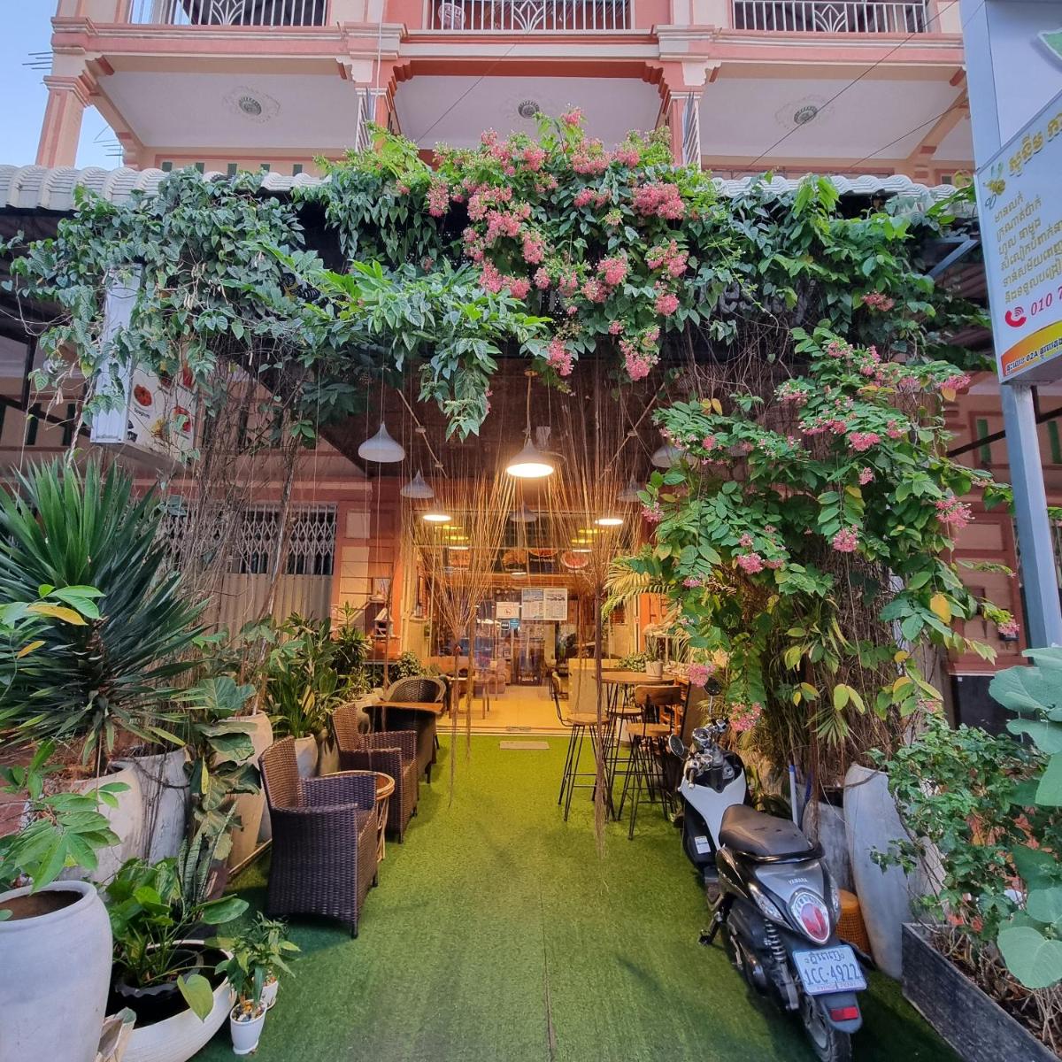 STAY SWEET - Housity