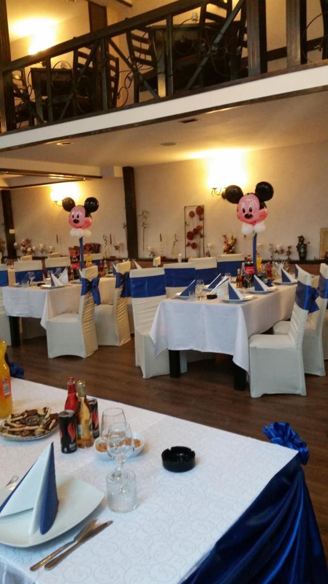 Hamlet Hotel - Housity